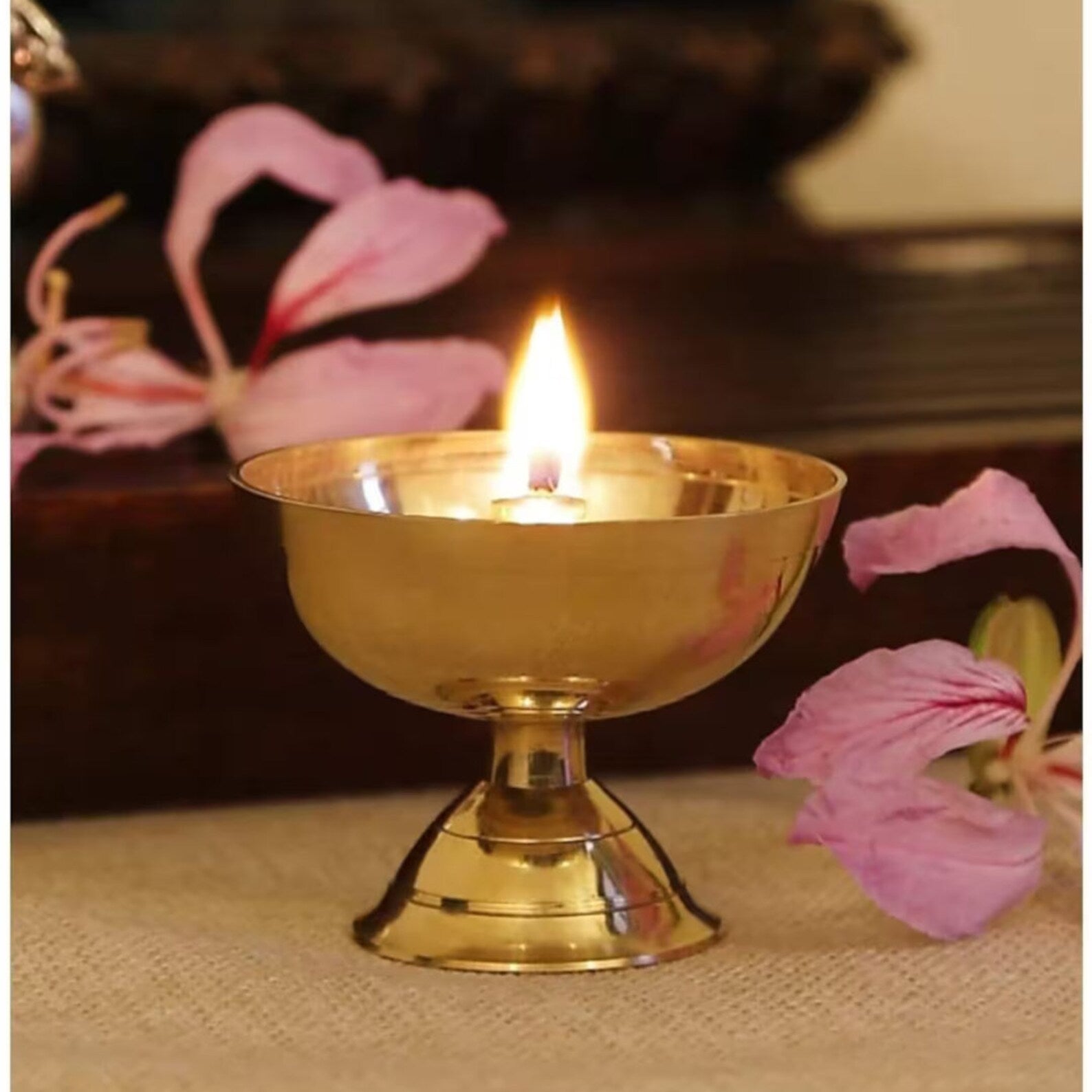 Brass Kamal Akhand Diya Oil Lamp (Set of 5, Diameter 4 cm)