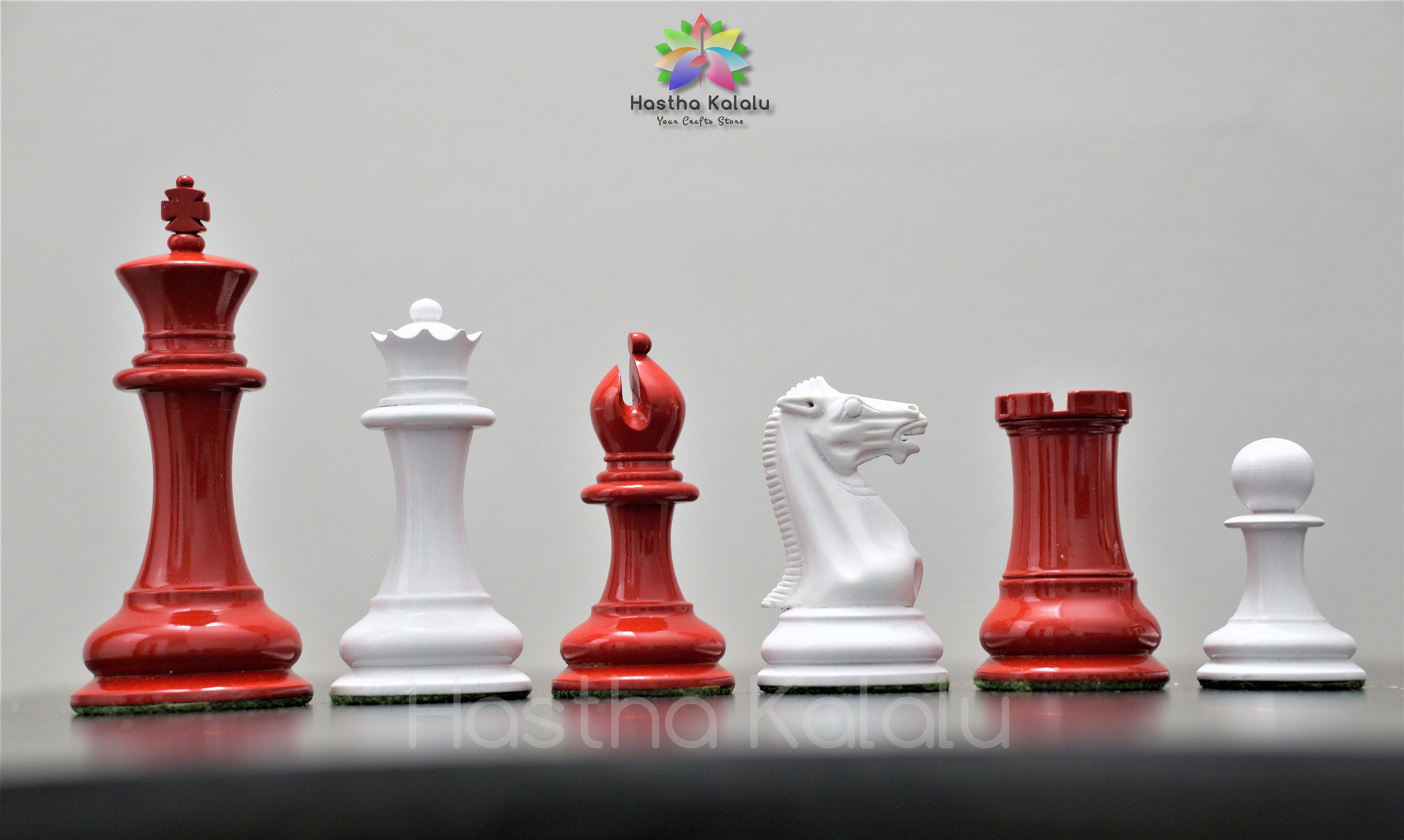 Grandes pièces d'échecs de 4,5' | Pièces d'échecs en bois Pro Staunton peintes, pièces d'échecs uniquement lestées fabriquées avec du buis