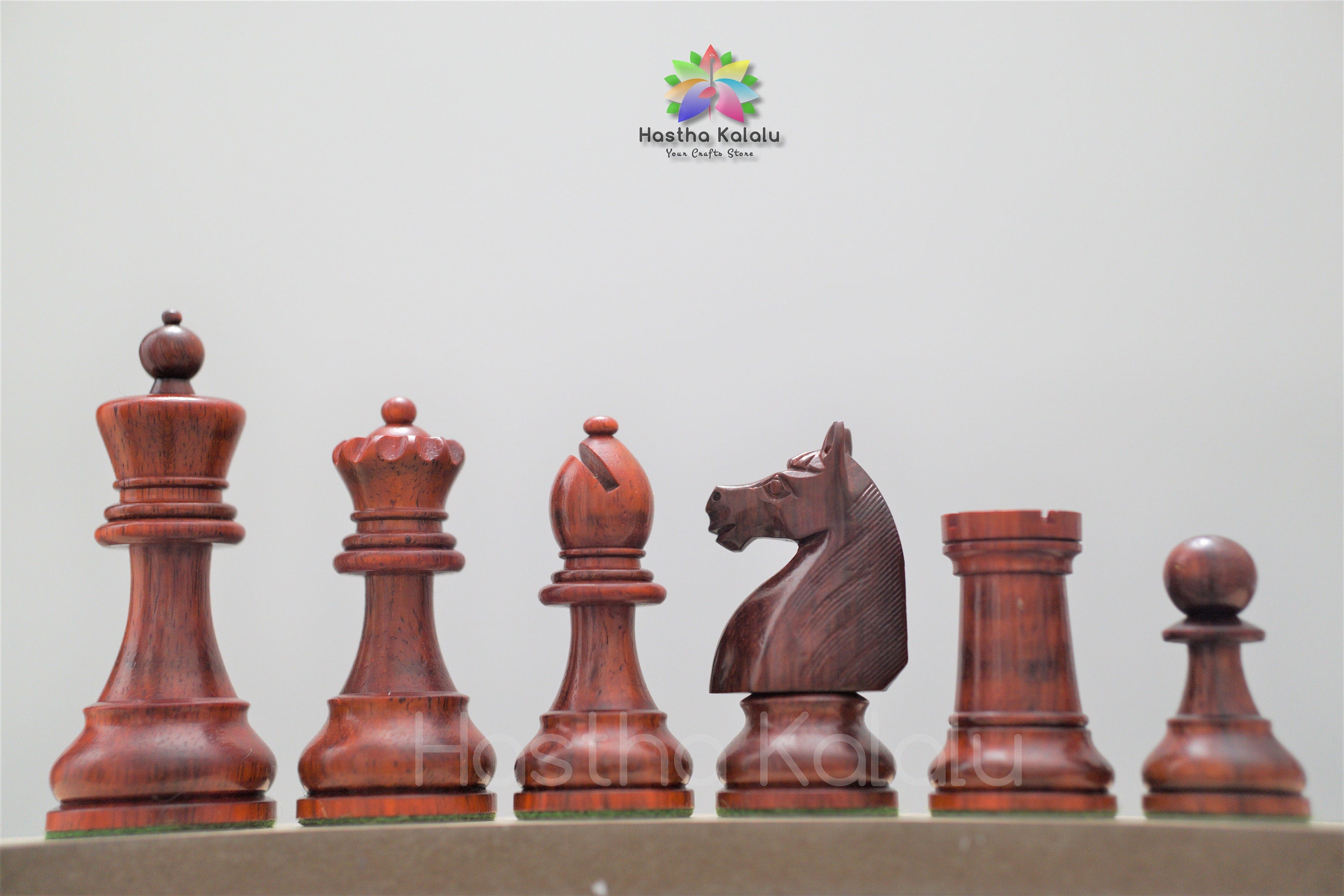 Pièces d'échecs de collection allemandes des années 1920 uniquement Staunton Set - Budrosewood/Buis - 3,75" King, lesté 2 reines supplémentaires