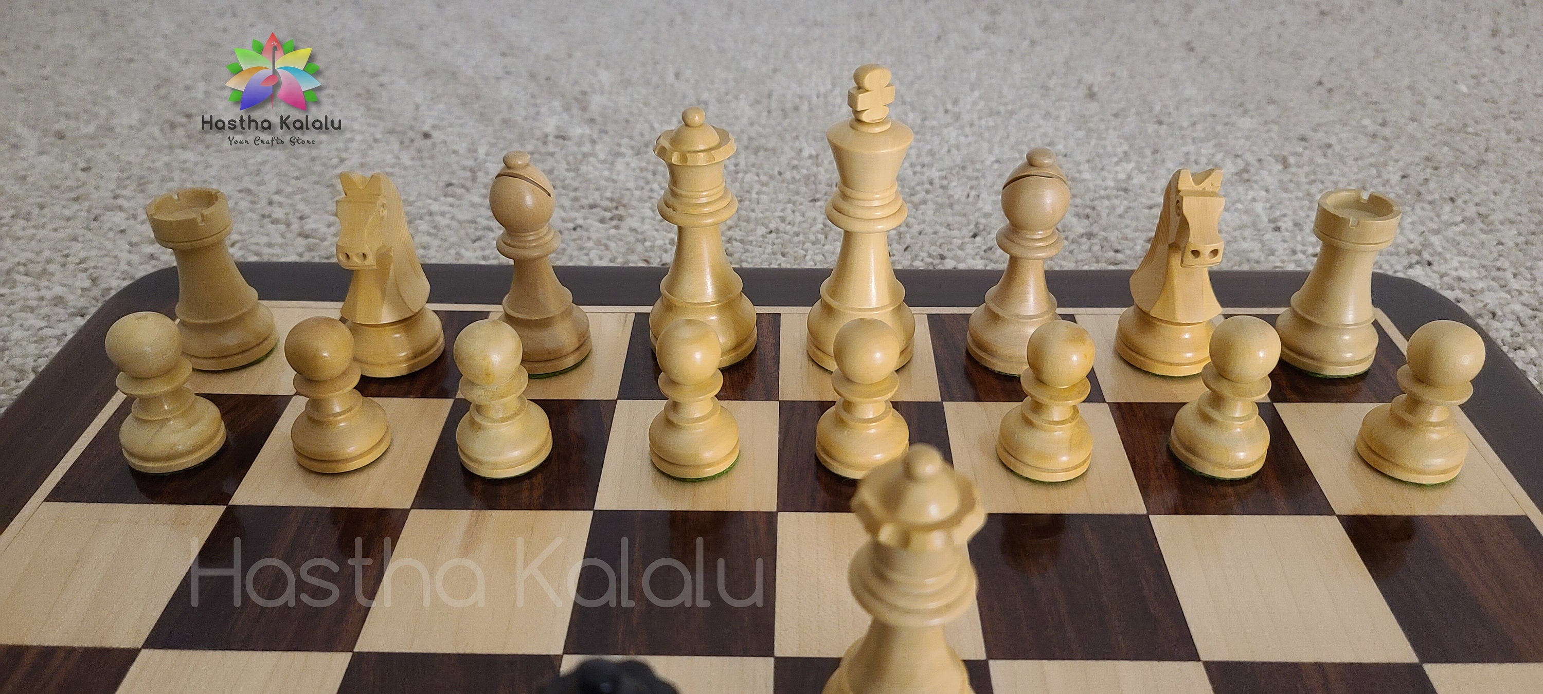 Planche en bois Anjan avec style Staunton ébène, jeu d'échecs en bois lesté chevalier allemand avec roi