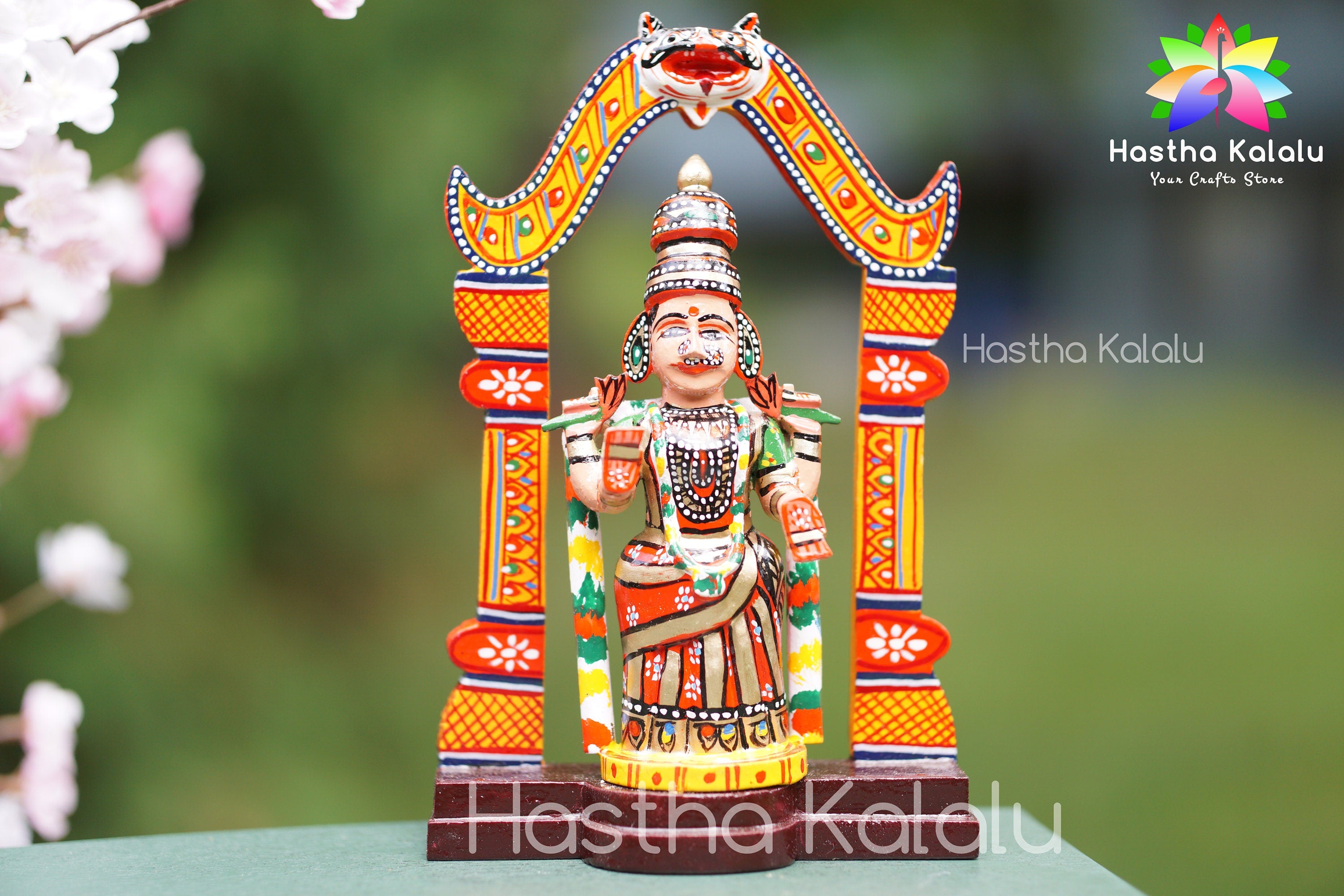 Handmade Shri Padmavathi and Shri Venkateshwara Figurines | Lord Balaji and Padmavathi Idols