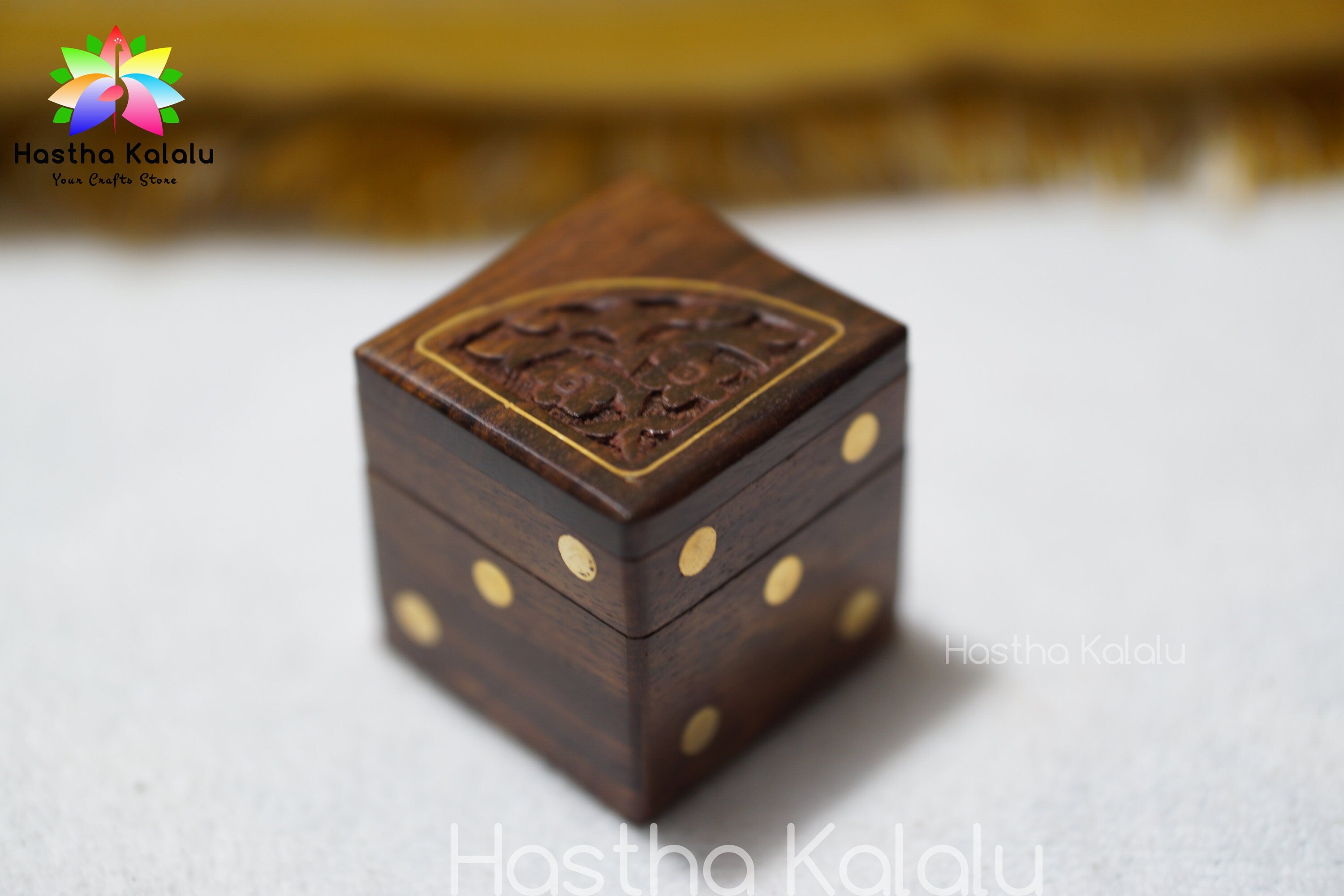 Dice Box | Handcrafted Box and 5 Dice Set Paperweight Dice Puzzles