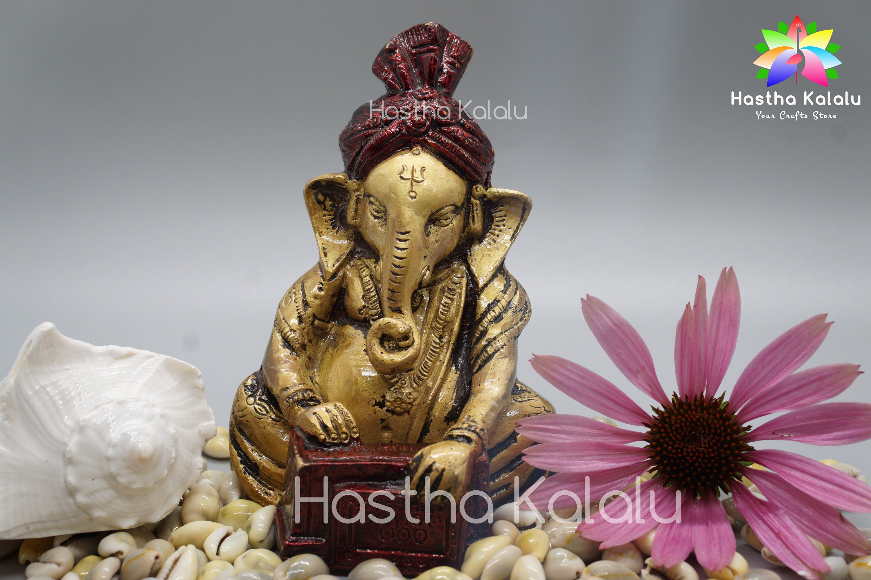 Seigneur Ganesha en laiton jouant de l’harmonium, pièce maîtresse antique