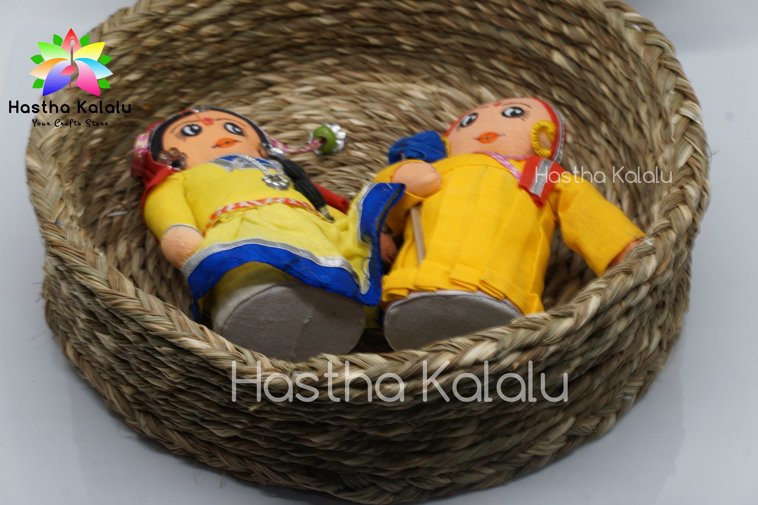 Handmade Sabai Grass Roti/ Crafts Basket with Lid
