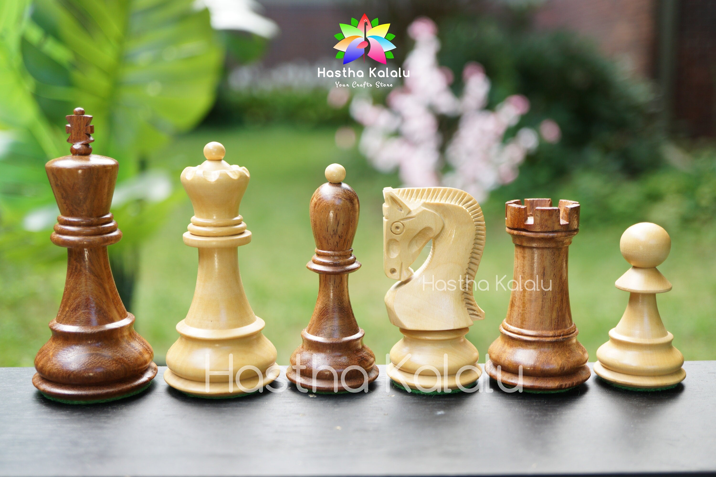 1950 Reproduced Russian Zagreb Chess Pieces with Rosewood-Boxwood King 4" Weighted