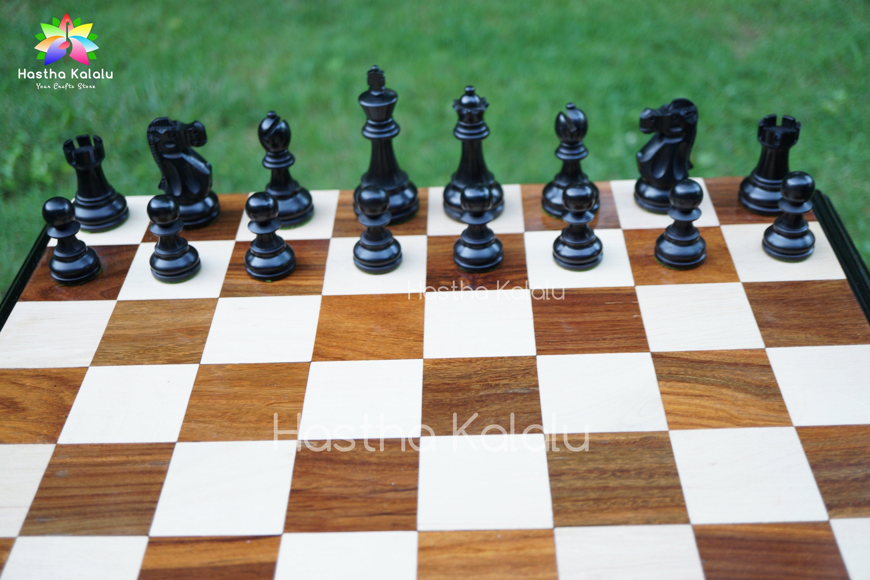 Classic Staunton Tournament Series, Weighted Chess Pieces, 4" King with 21" Sheesham and Maple Chess Board