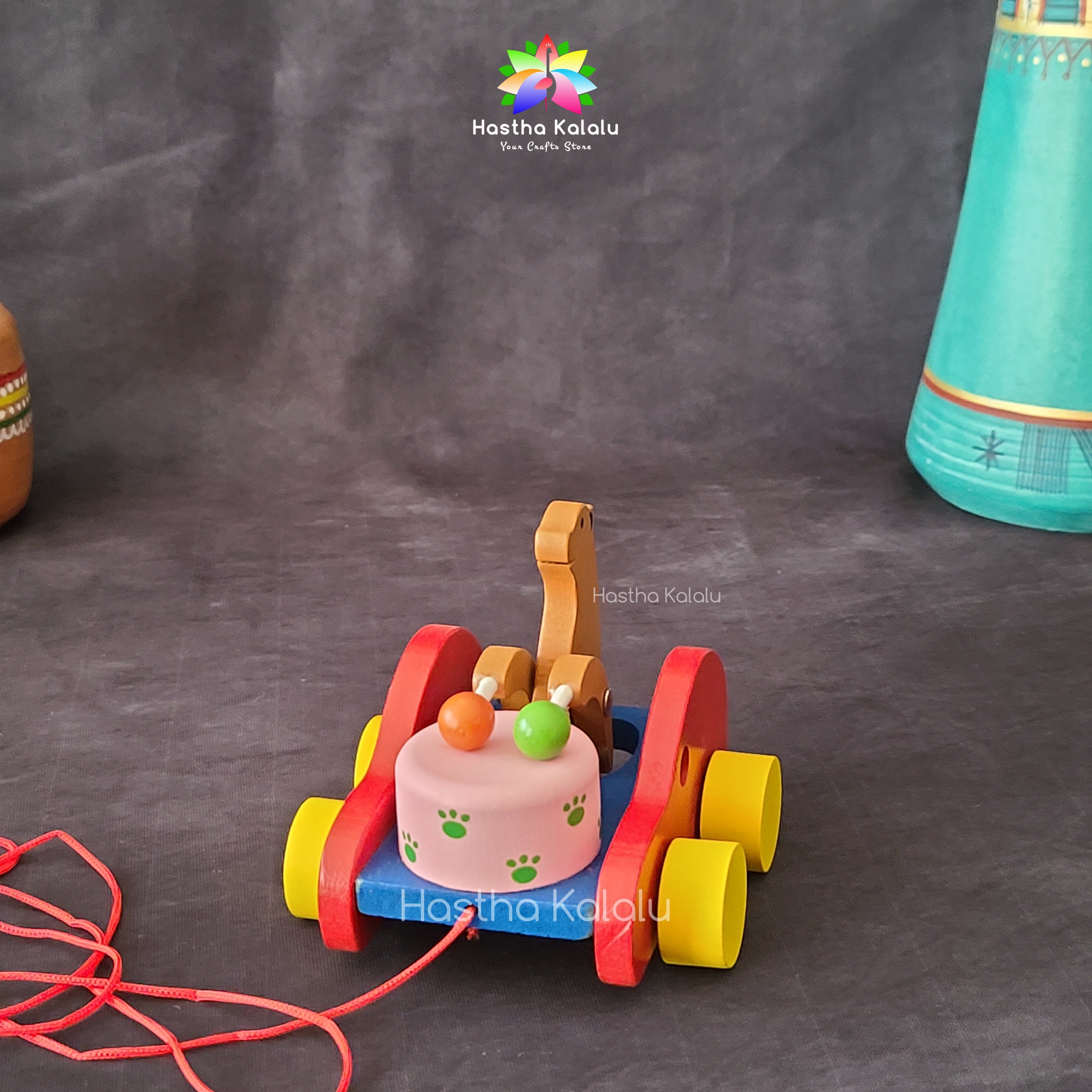 Child safe Artistic Handmade Bear Beating Drums Toddler Wooden Pull Toy